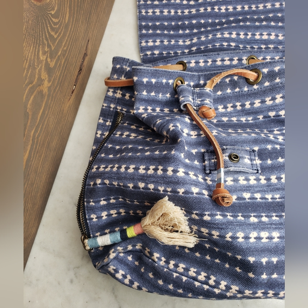 Toms Patterned Blue Tan Backpack - image 6